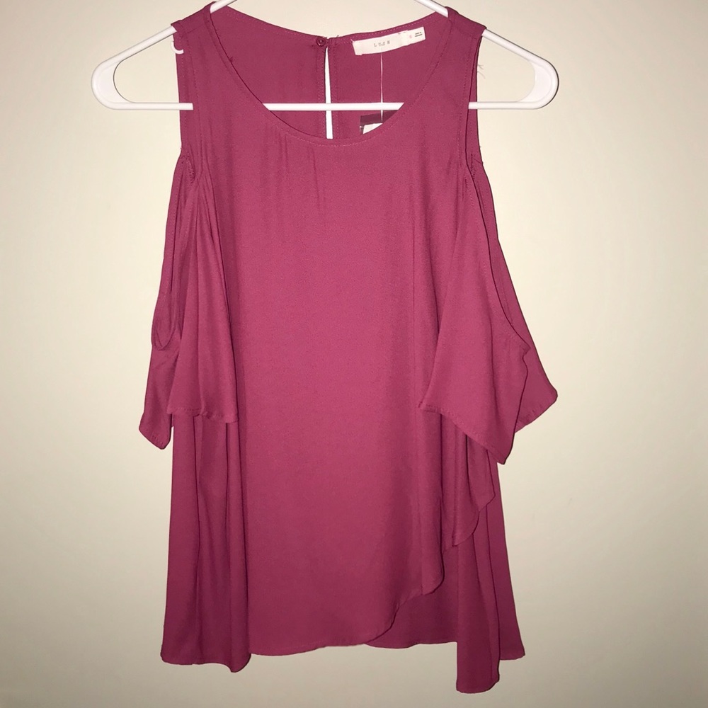 Lush open shoulder blouse in pink